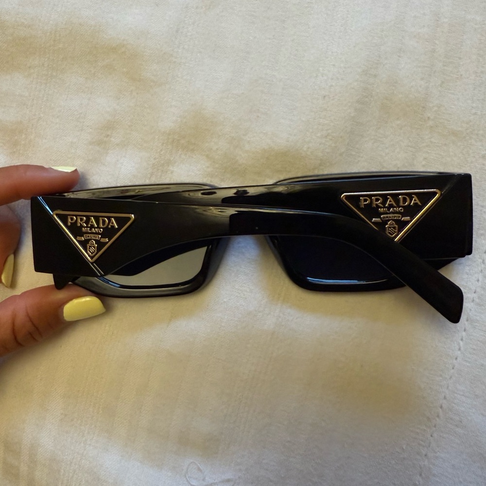 Luxury Black Trendy Sunglasses